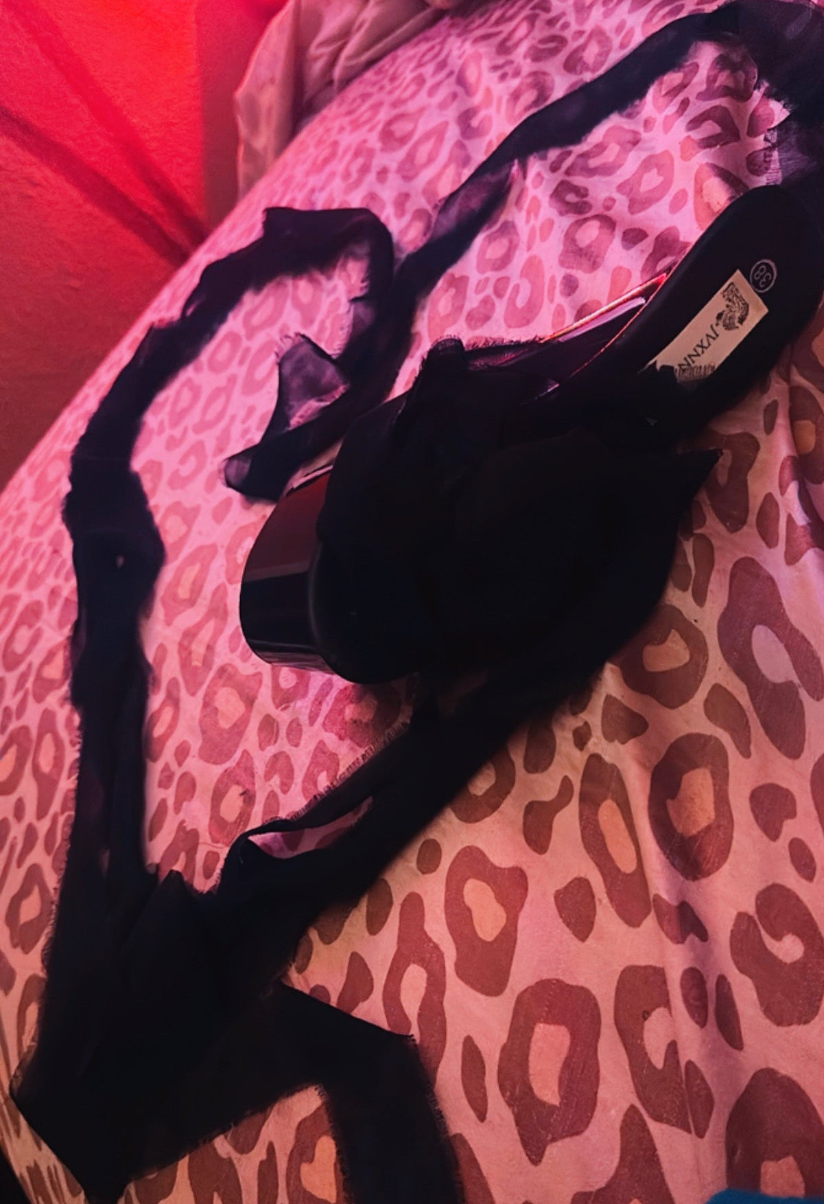 Black Ďistressed Ribbon Pleaser Heels !
